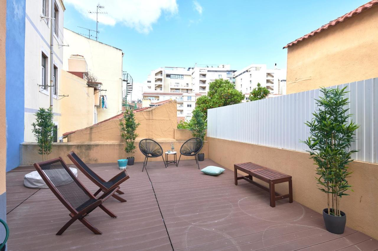 Idyllic Lisbon Apartments With Amazing Courtyard, By Timecooler Luaran gambar