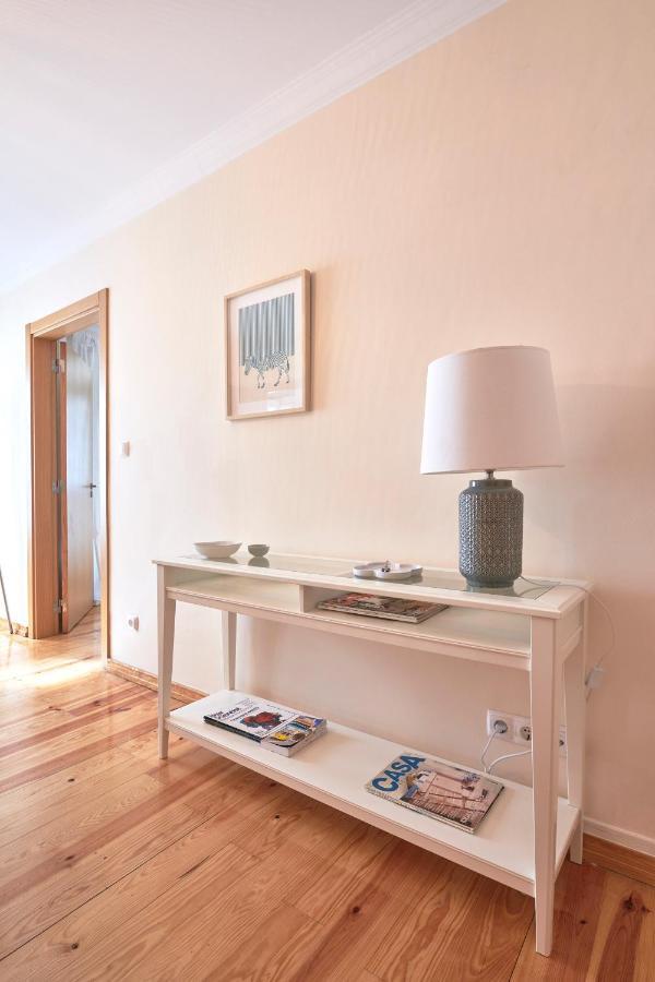 Idyllic Lisbon Apartments With Amazing Courtyard, By Timecooler Luaran gambar