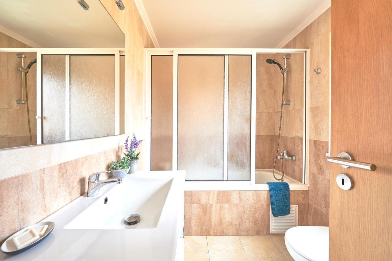Idyllic Lisbon Apartments With Amazing Courtyard, By Timecooler Luaran gambar